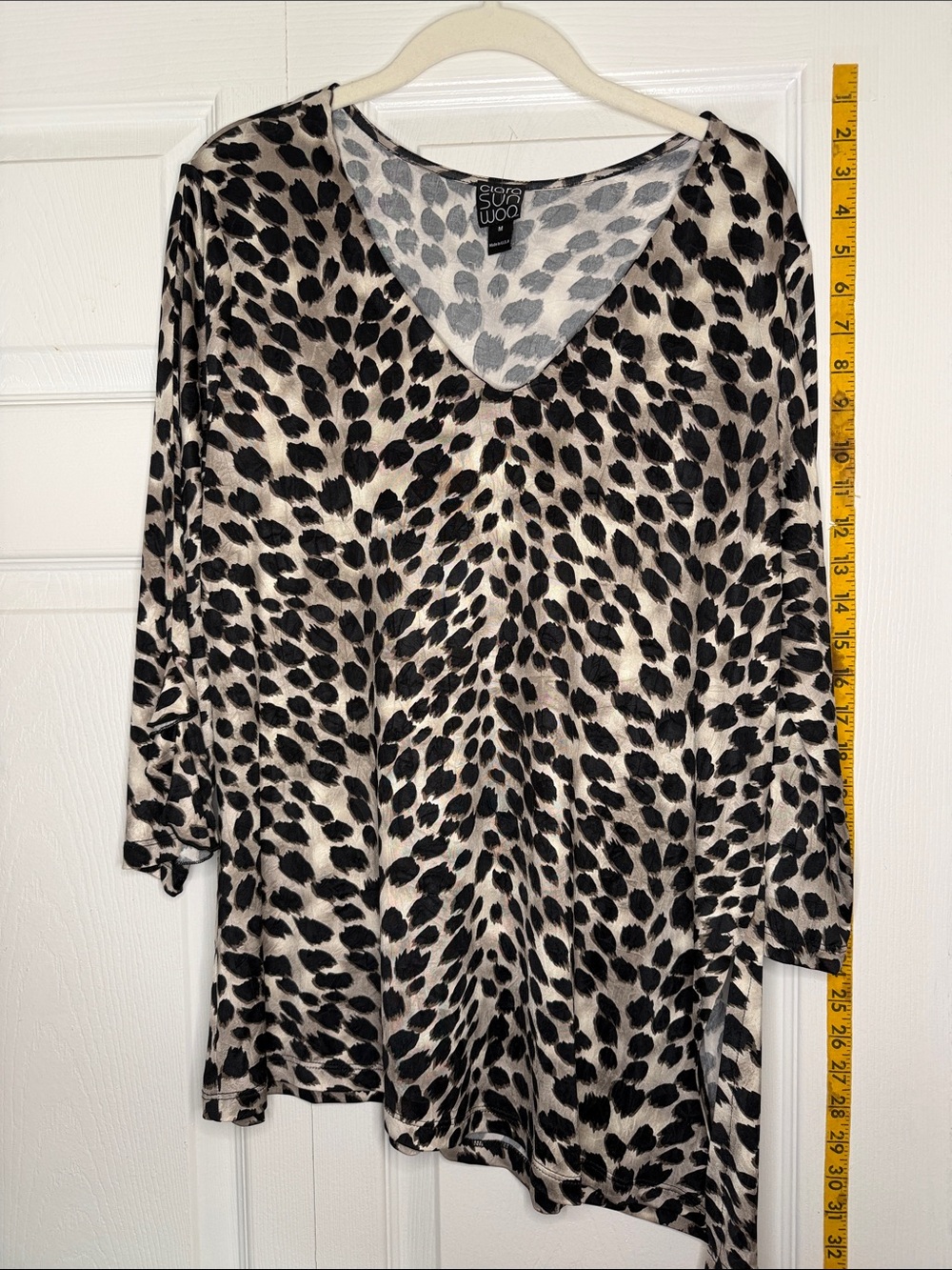 Clara Sun Woo Black & Cream Leopard-Print V-Neck Tunic
